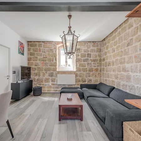 Funky Donkey شقة *